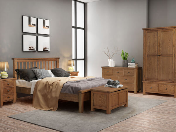Derwent Rustic Oak Range gallery image